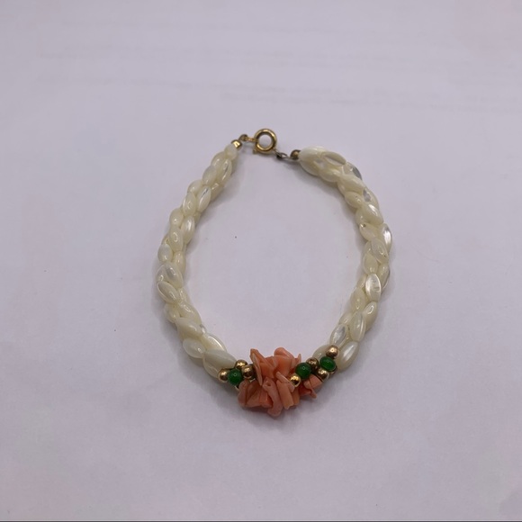 Jewelry - Hawaiian Vintage Mother of Pearl Coral Jade Gold Beads Braided Bracelet 8 1/4"